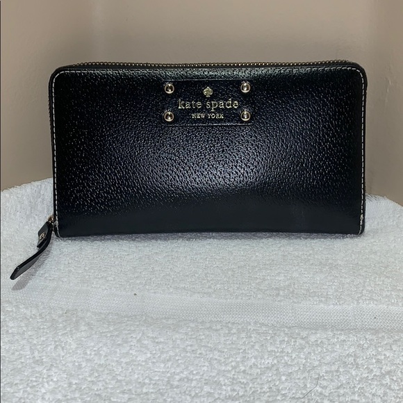 kate spade Handbags - Kate Spade Wallet